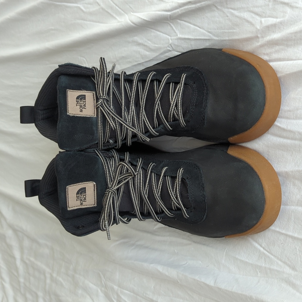 The North Face Men’s Larimer Mid Waterproof Boots - Picture 2 of 13